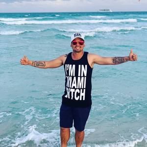 Meet your Posher, Edgar